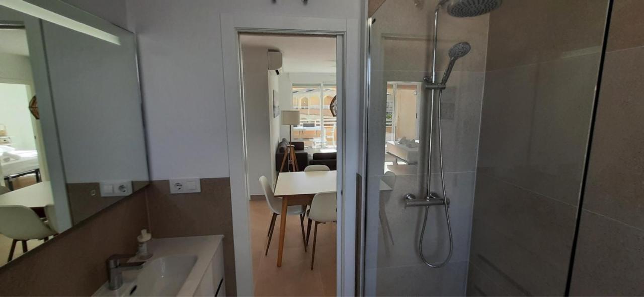 Atico En Urb Bahia De Denia De Vacaciones Mar Por Medio Apartment Bagian luar foto